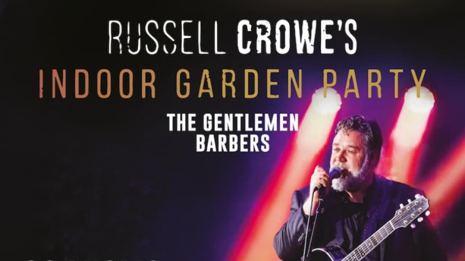 Russell Crowe's - Indoor Garden Party a Diamante
